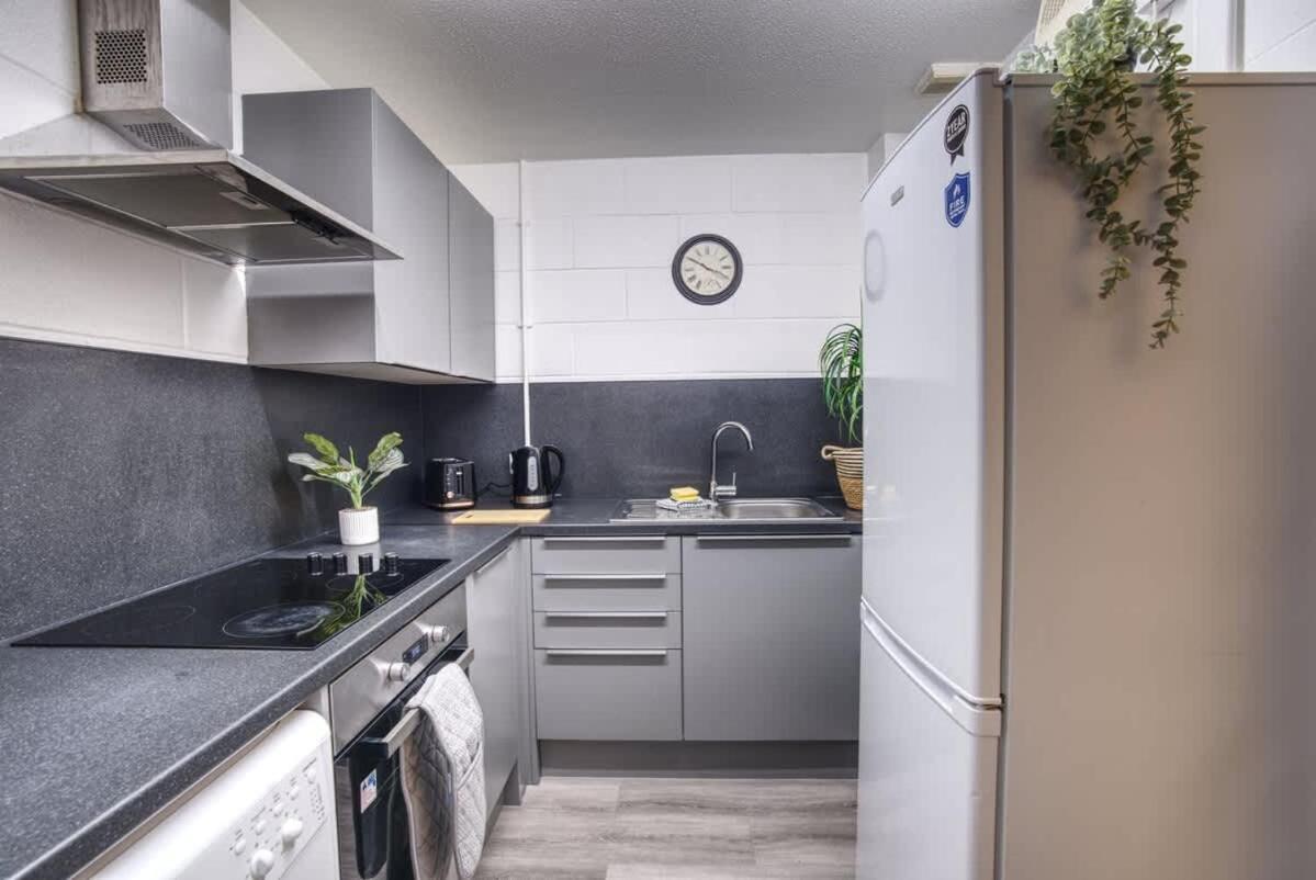 1Br City Centre Apt, Self Check In, Wifi, By Derbnb Sheffield Exterior foto